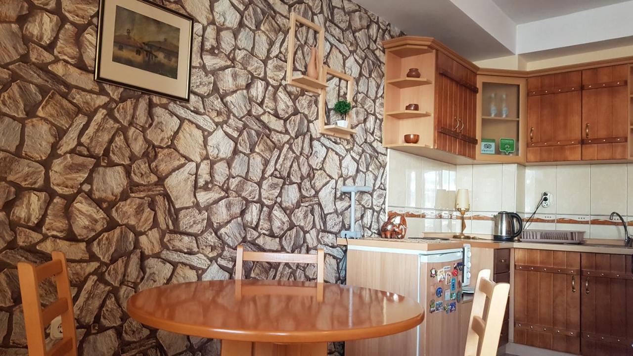 Luccia Apartments - Ohrid City Centre Buitenkant foto